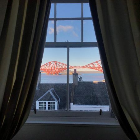 Rooms At Ravenous Beastie South Queensferry Exterior photo