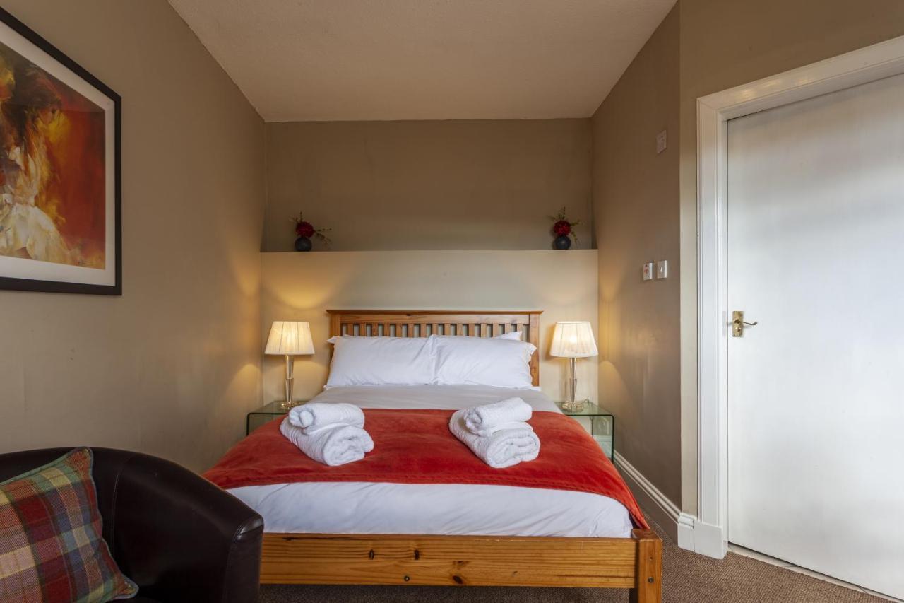 Rooms At Ravenous Beastie South Queensferry Exterior photo